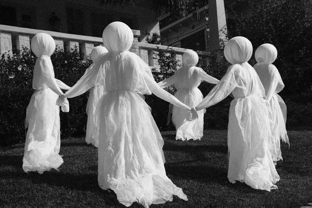 why are ghosts attracted to me